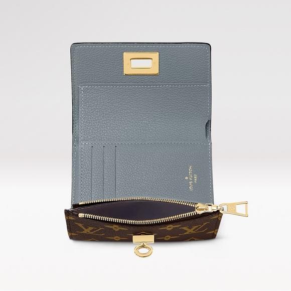 🎉 SOLD 🎉 Louis Vuitton Victorine on my Side Wallet - Picture 2 of 16